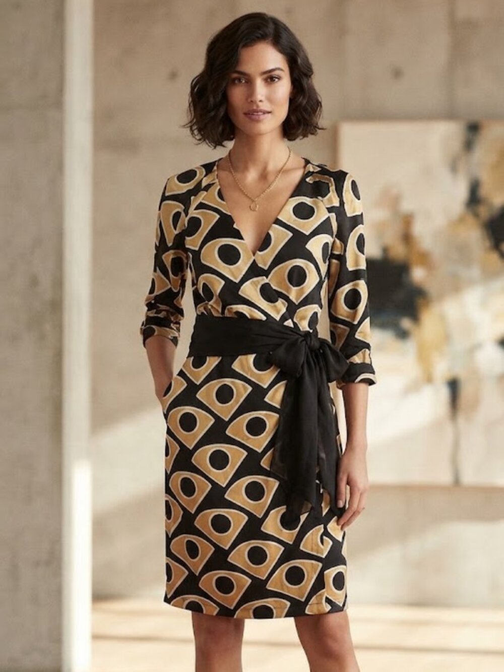 Dianne Von Furstenberg Lanii Silk Abstract Black Gold Iconic Wrap Dress Size 10